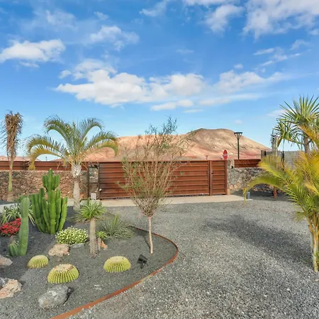Bf - Luxury Wellness • Private Pool * Villaverde (Fuerteventura)